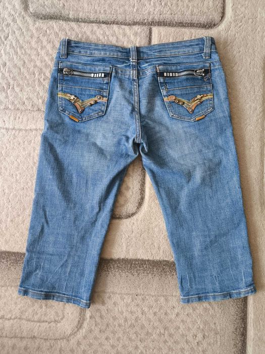 Капри женские молодежка."Victoria Beckham"