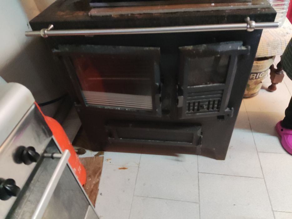 Fogão a lenha  em ferro