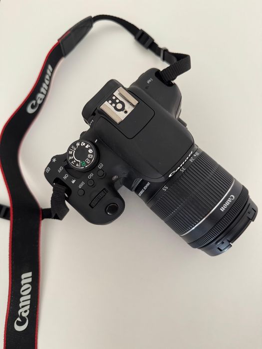 Canon EOS 750D como nova