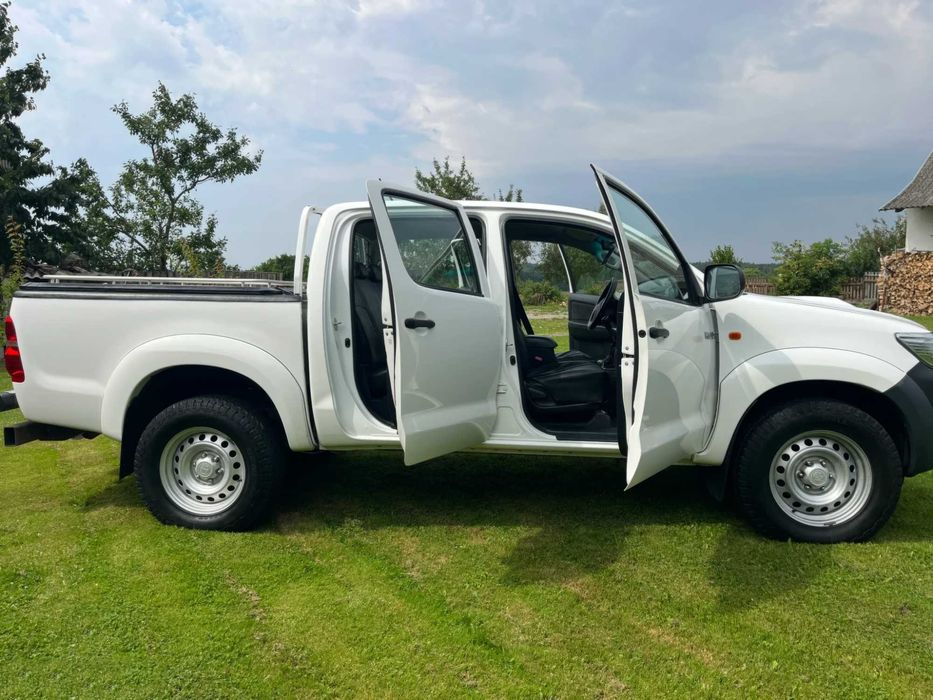 Toyota Hilux      2016