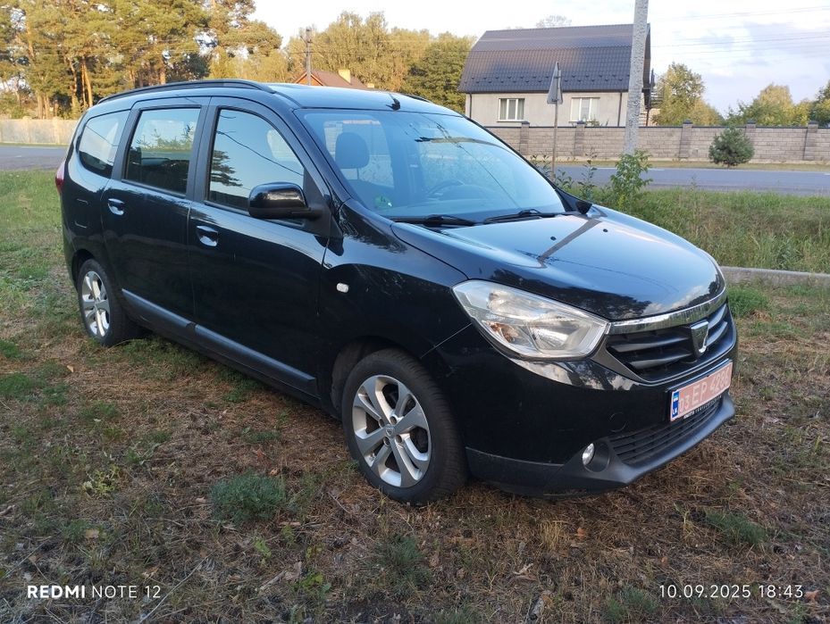 Dacia з Німеччини без пробігу по Україні