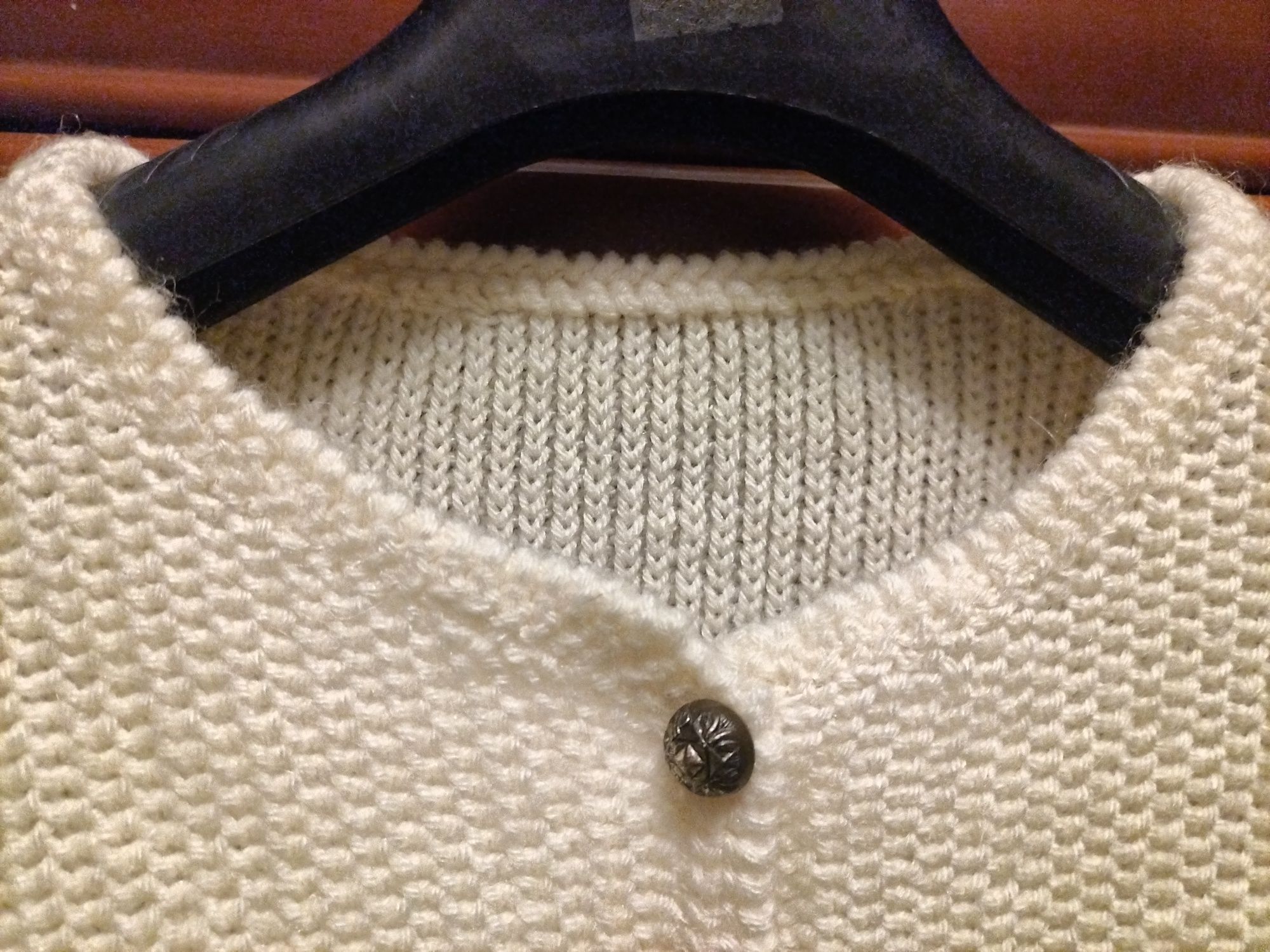 Elegancki rozpinany bluzo/sweterek