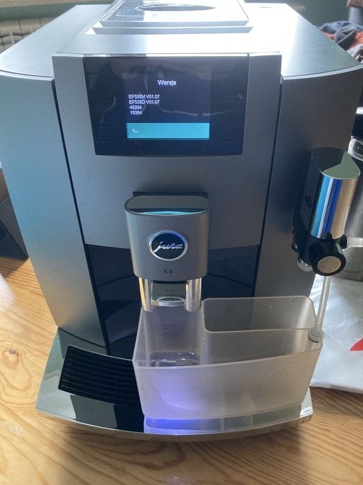 Jura E8 EB Model 15364 Dark Inox