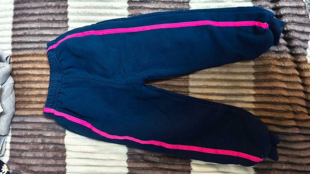 Продам пакет дитячого одягу 104-110 розмір