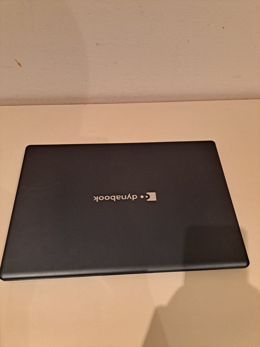 Toshiba dynabook 15 i5 8gen