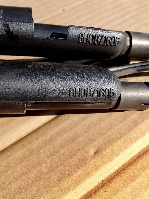 Siłownik klapy Audi A4 B7 cabrio, 8H0871.606,8H0871.695