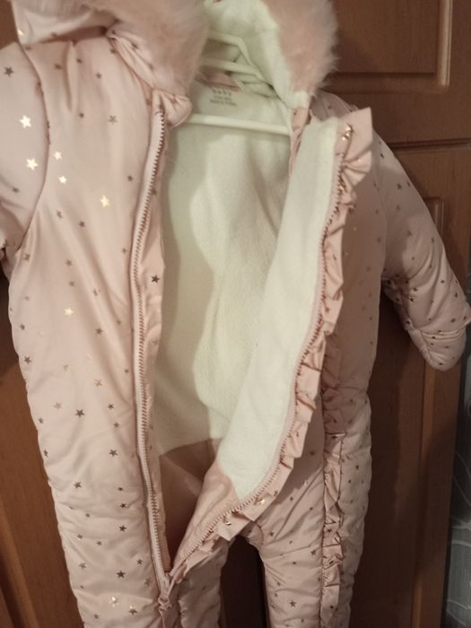 Комбинезон зимний в подарок шапка