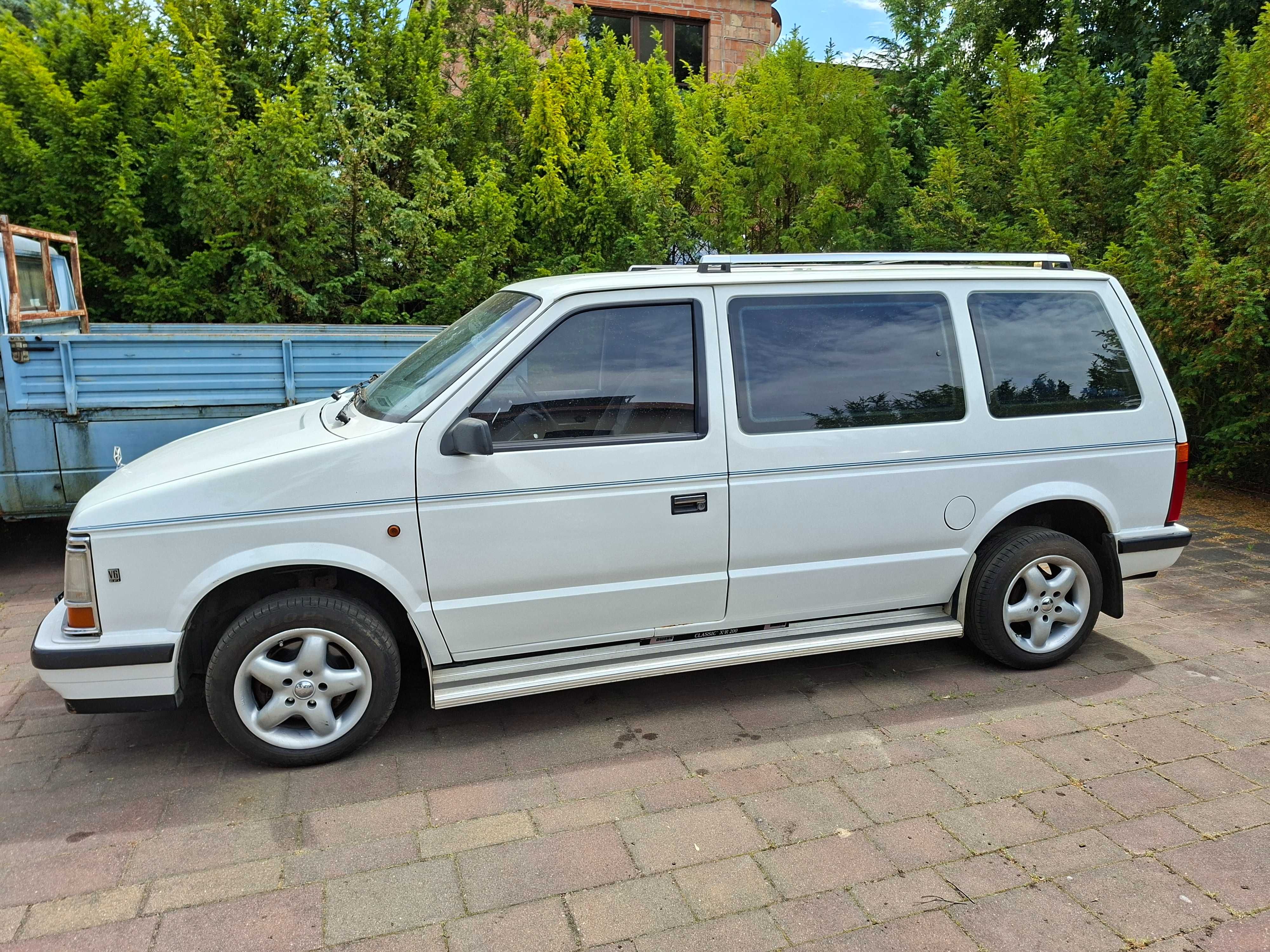 Chrysler voyager