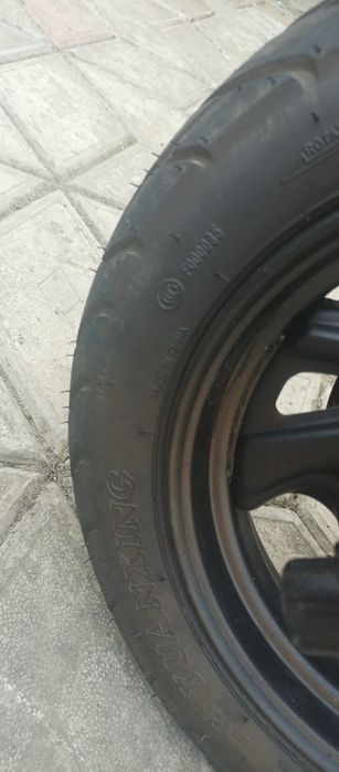 Yadea Luna електроскутер