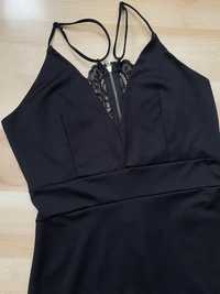 Sukienka czarna koronkowe plecy dopasowana obcisła na ramiączkach