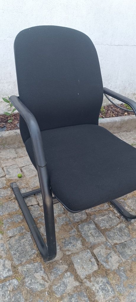 Mesa e cadeiras escritorio a excelente preço