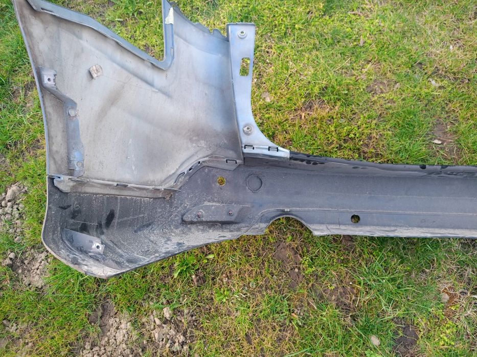 Zderzak tył focus mk3 kombi