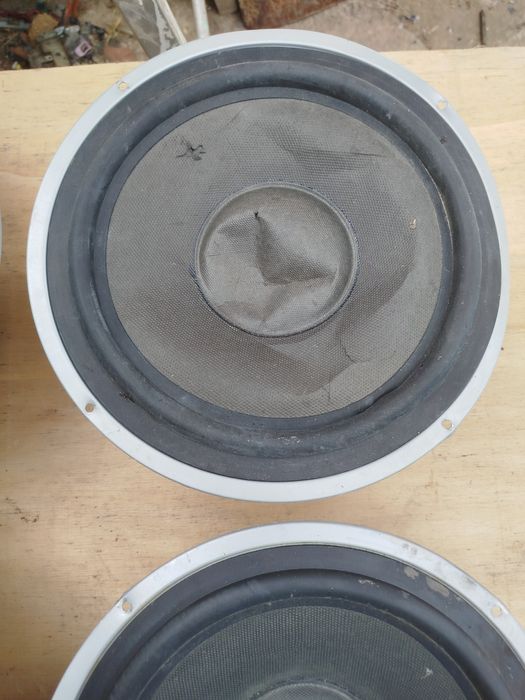 Stare głośniki cztery sztuki średnica 27 cm