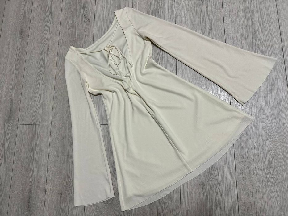 Zara Сукня вечірня молочний колір s-m в ідеальному стані