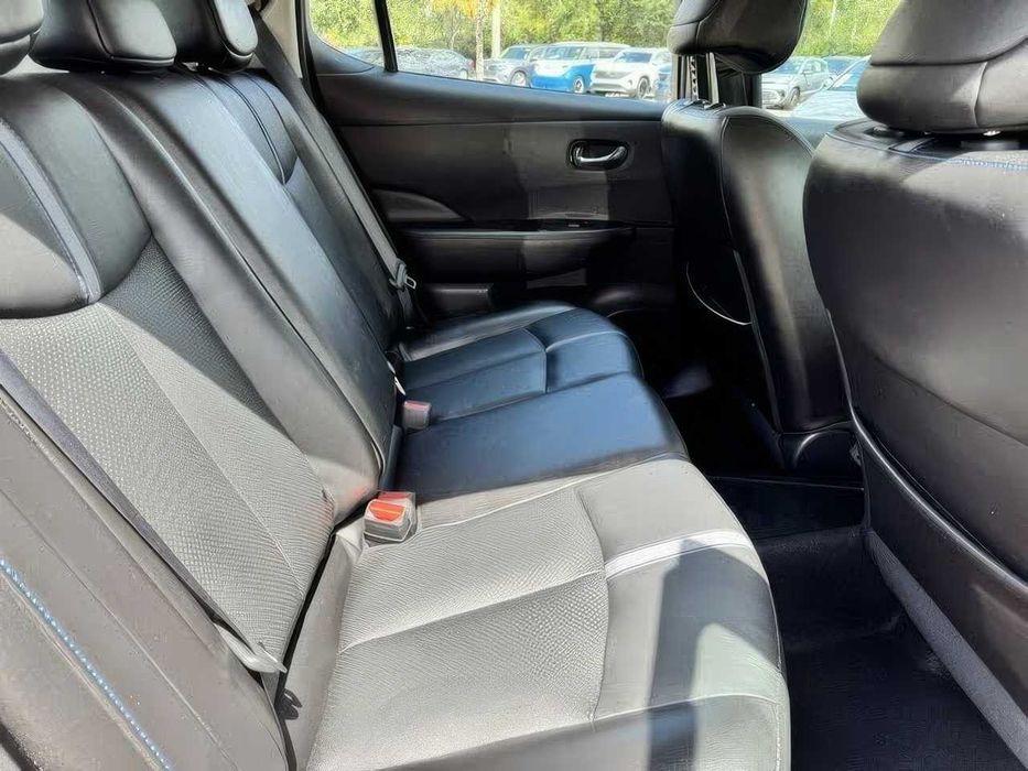 Nissan LEAF SL Plus      2020