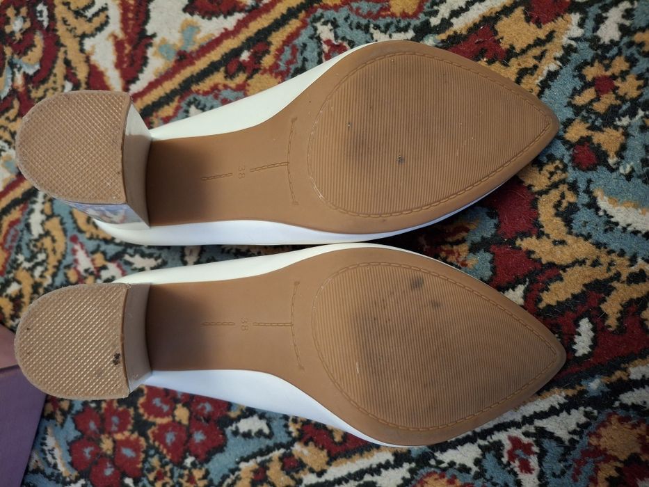 Туфлі білі весільні