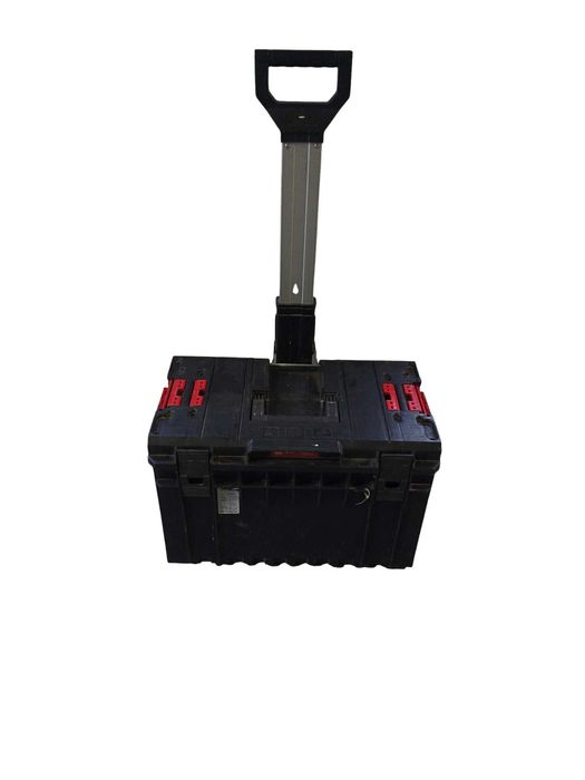 Skrzynka narzędziowa z kółkami uchwyt