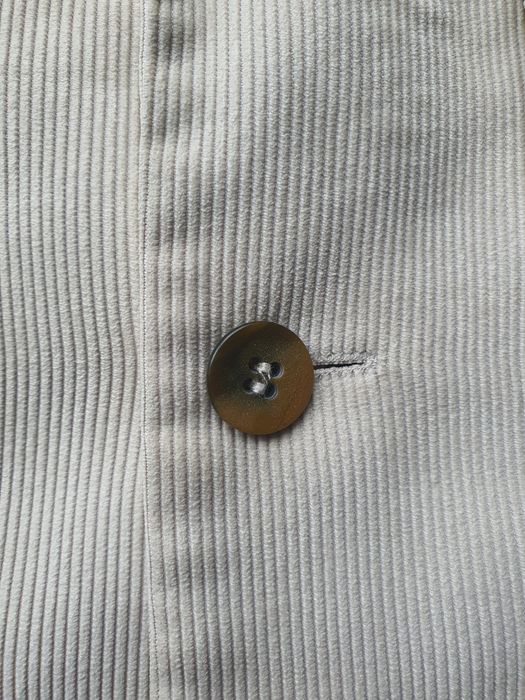 Garnitur sztruksowy beżowy 185-190cm, zapinany na 2 guziki