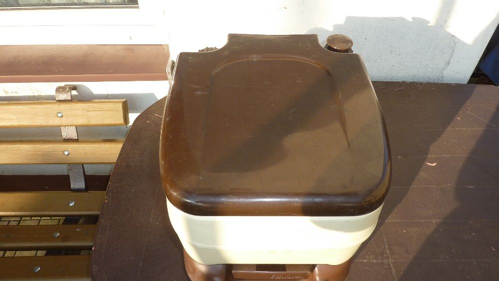 Wc,toaleta przenośna,turystyczna stan b.dobry,nie używana prod.niemiec