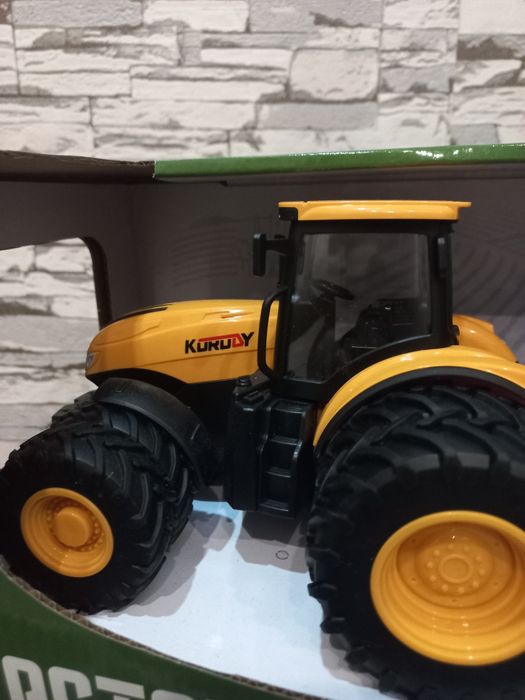 Трактор новий!!!