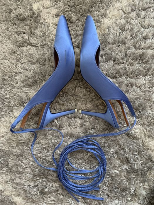 Szpilki na obcasie bez pięty z wyciętą piętą niebieskie satynowe 38