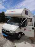 Autocaravana Fiat Ducato 2.8 (2003) – Espaçosa: 7 lugares e dormidas!