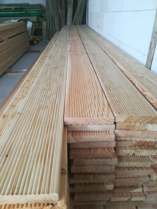Deska tarasowa ryflowana modrzew deska podłogowa