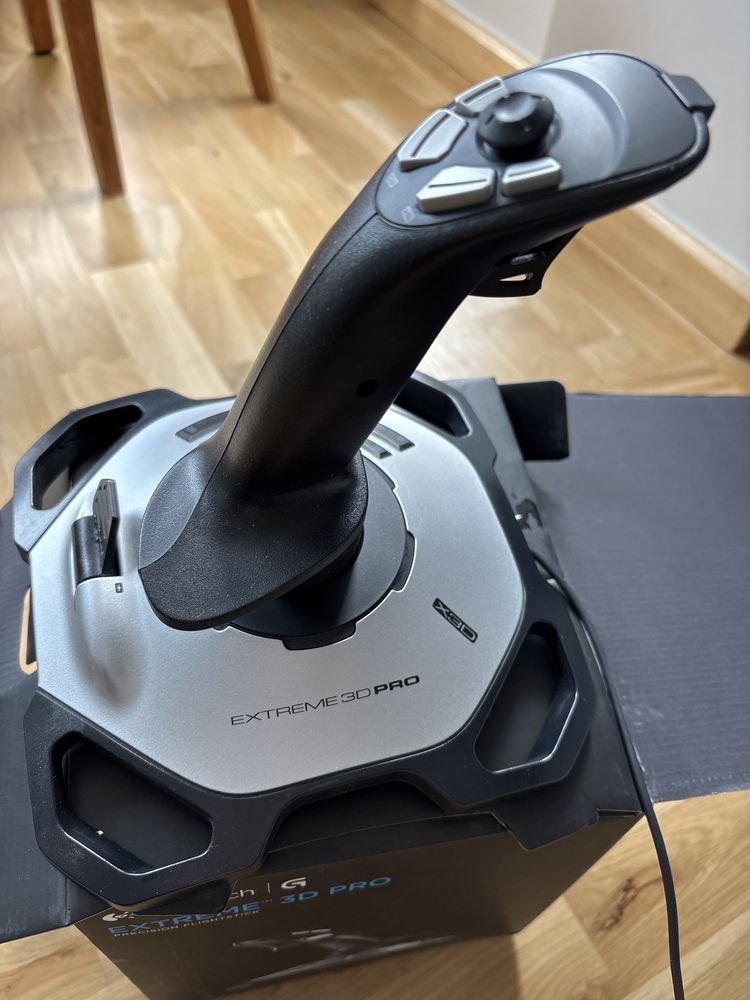 Logitech joystick Extreme 3D PRO precision flightstick X3D dla windows