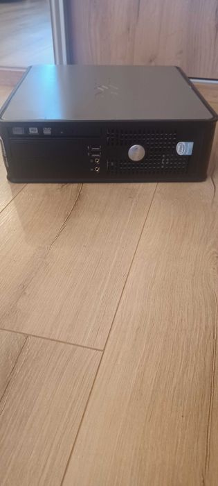 Komputer stacionarny dell Win10