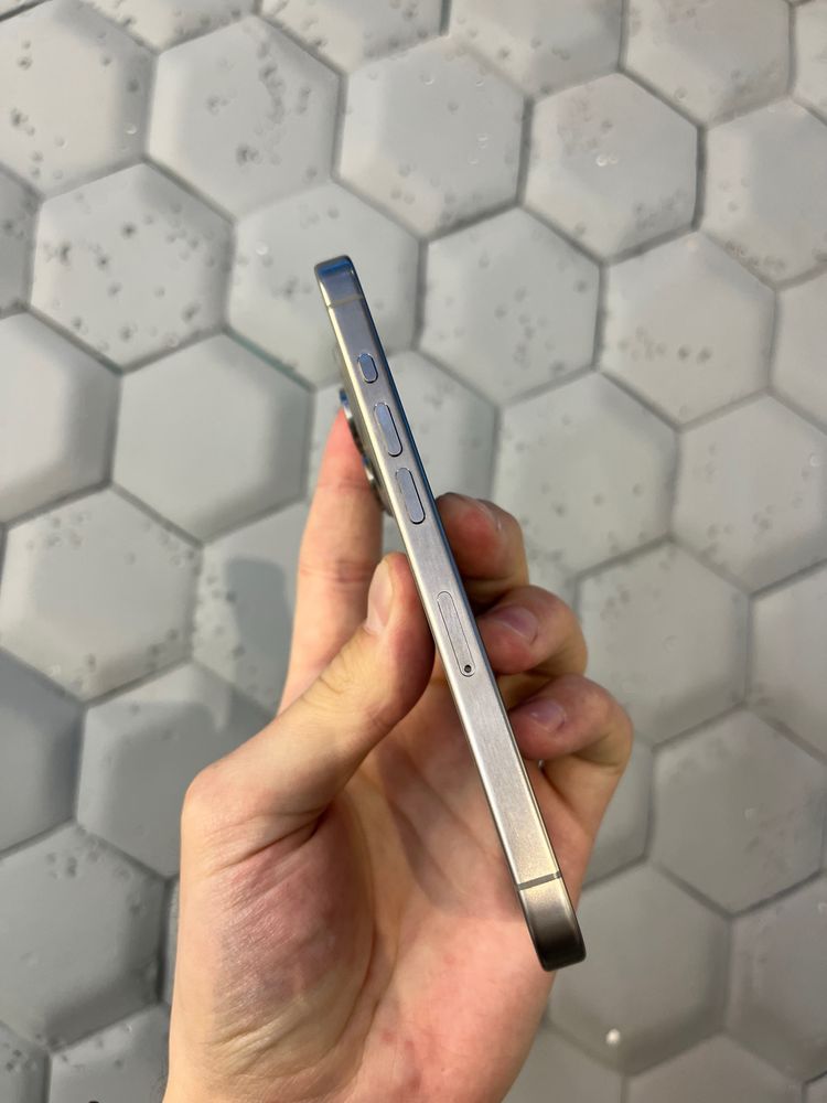 iPhone 15 Pro 128Gb Natural Titanium