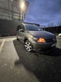 Volkswagen Cross Touran 2013