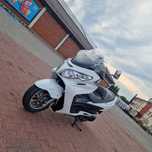 Suzuki Burgman 2011 – bardzo dobry stan, niski przebieg, kufer, gotowy