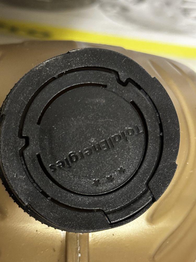 Моторна олива Total 9000 5w-40  5л