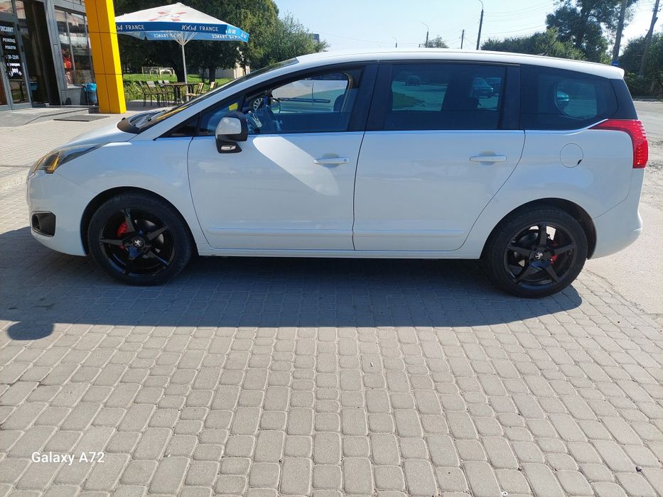 Титани пежо 5008 R18