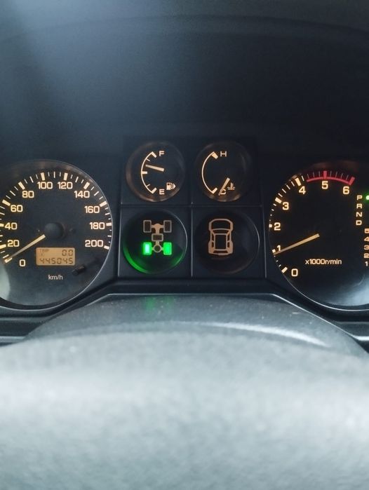 Mitsubishi pajero wagon 2004 року 3.2 дизель автомат