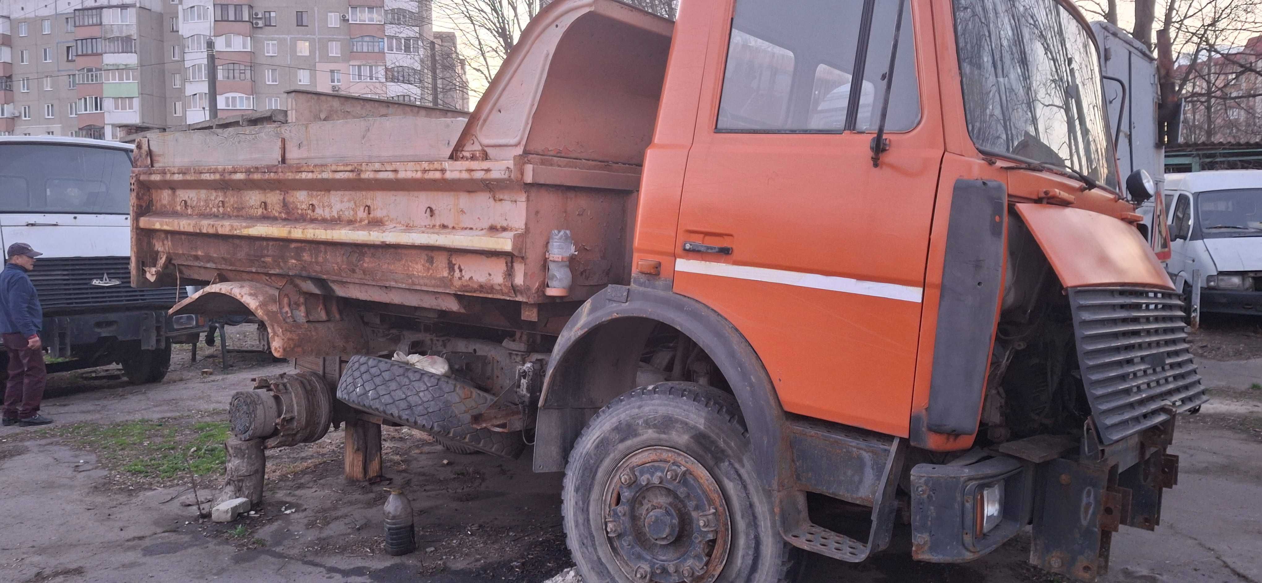 Маз самосвал 5551 555102 по запчастинам