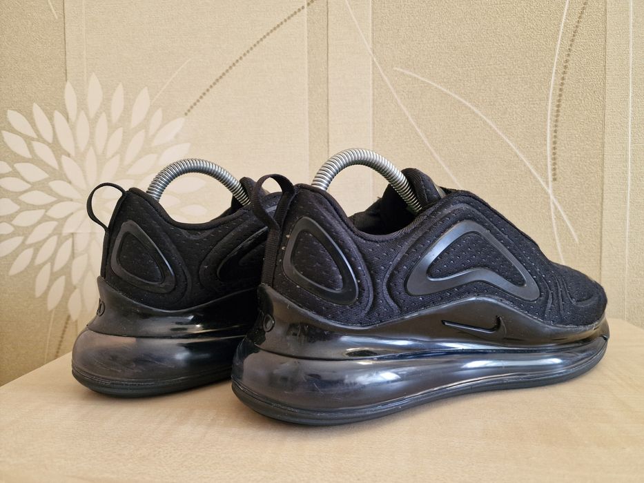 Кросівки Nike Air Max 720 оригінал розмір 38.5