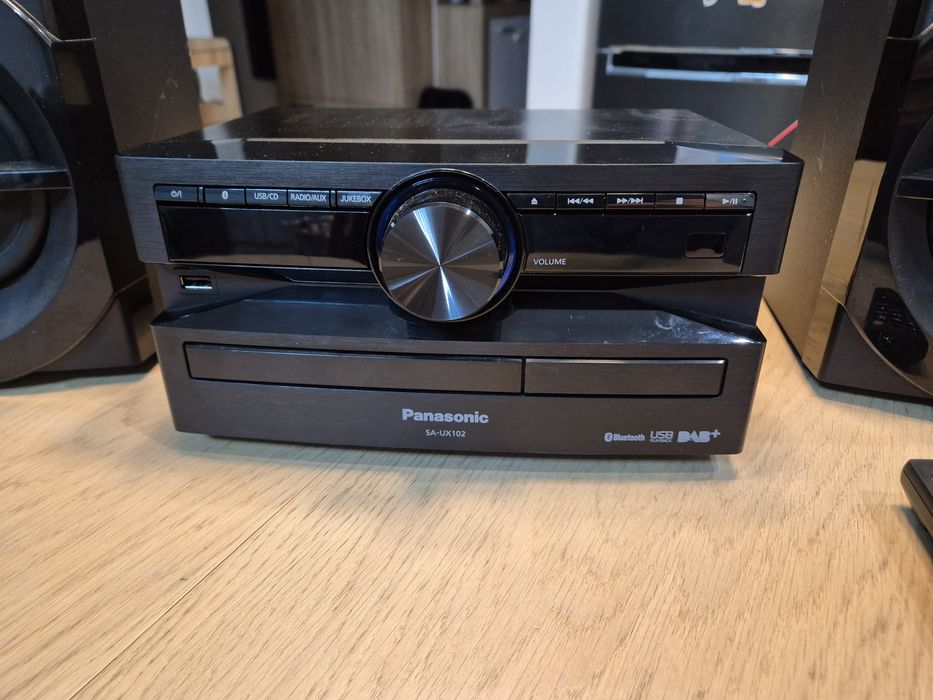 Miniwieża Panasonic SC-UX102