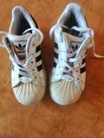 Кроссовки adidas. Вьетнам. по стельке 18-18,5см.