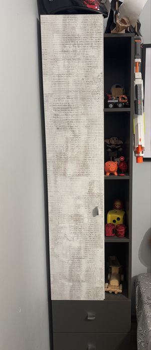 Szafka słupek i biurko mlodzieżowe Agata meble