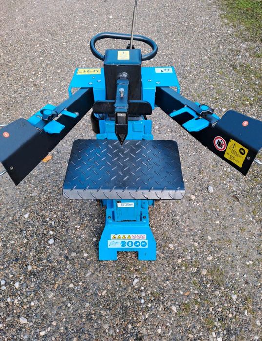 Rębak łuparka do drewna Gude 8 T