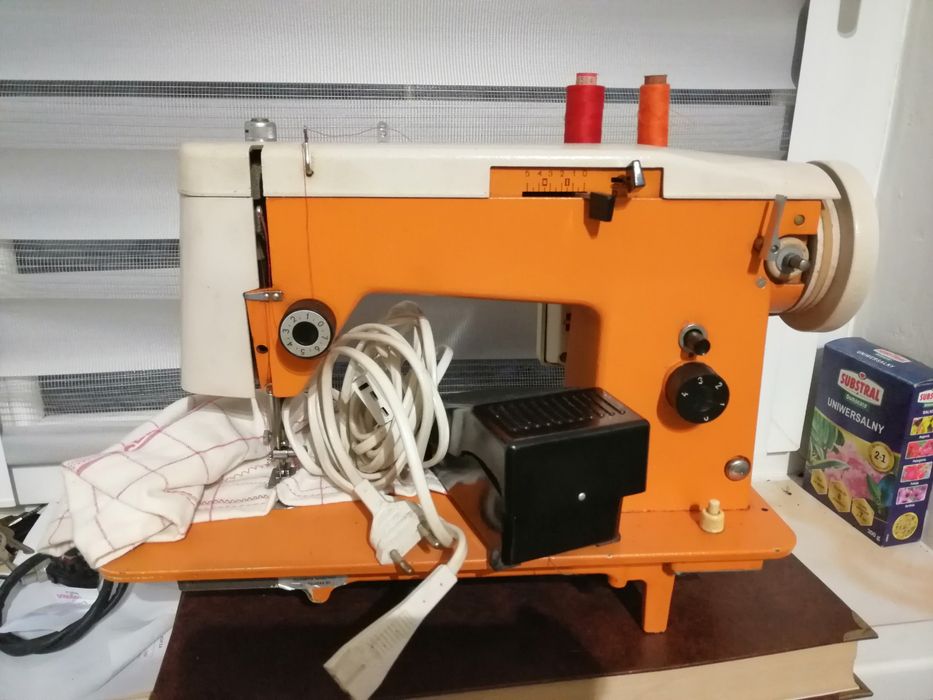 Maszyna do szycia model 466