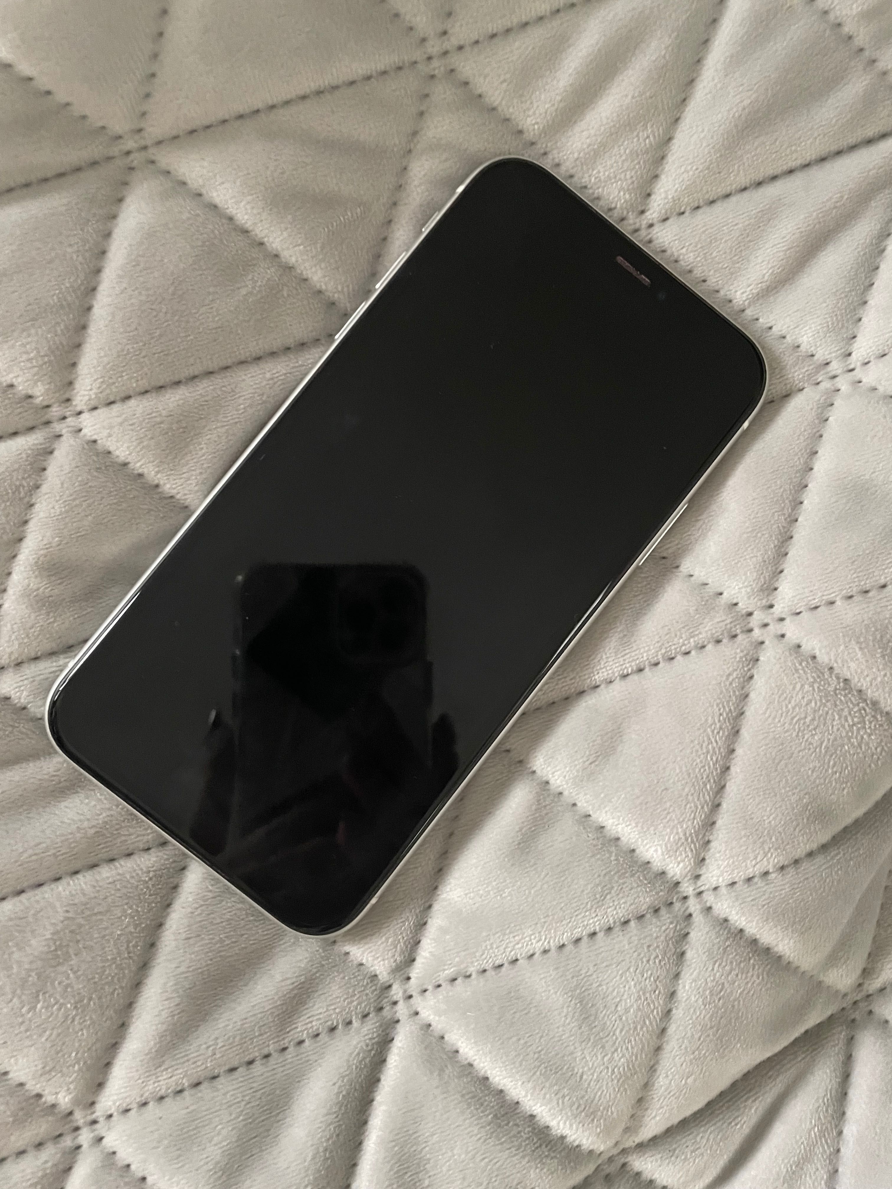 Iphone Xr, 64GB biały