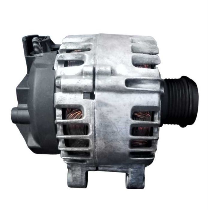 Alternator. BKC BXE BLS BJB 140A 1,9TDI 06F903023C VALEO