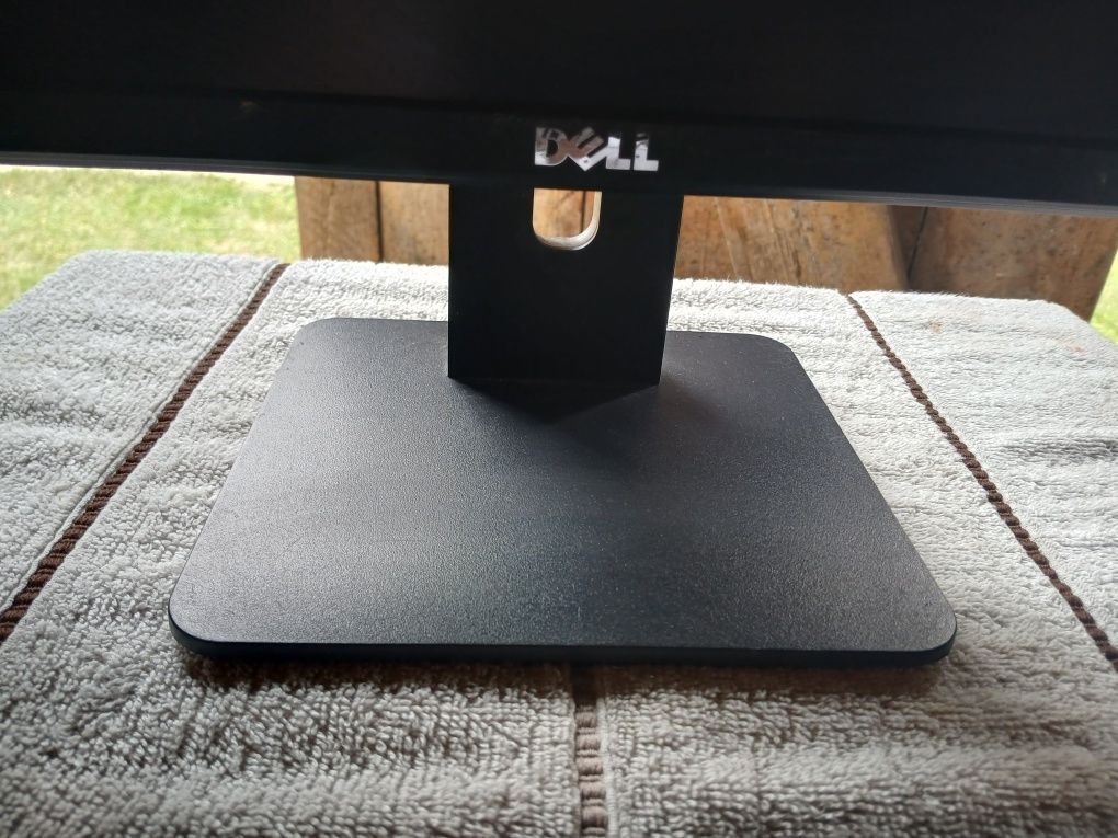 Monitor Dell komputer