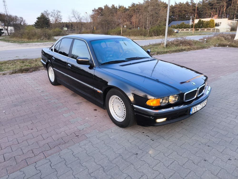 Bmw e38 740i m60b40 2000r