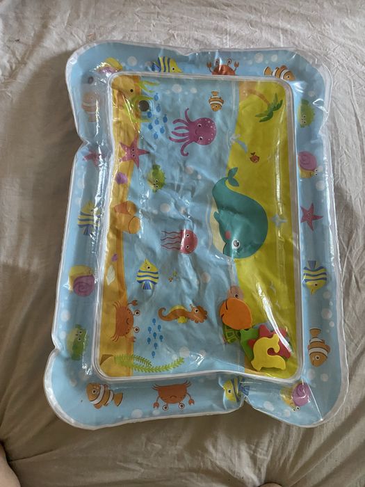 Водяний коврик для дітей