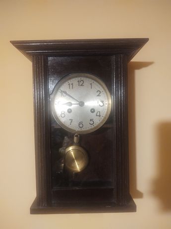 Stary przedwojenny zegar ścienny mały sprawny