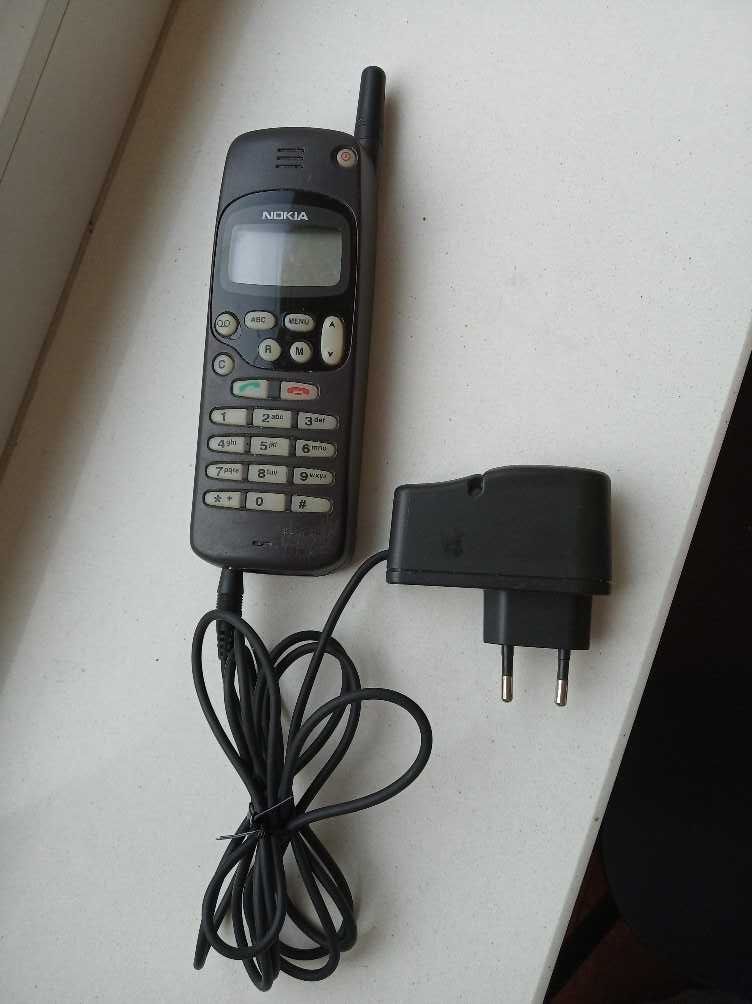 telefon komórkowy kolekcjonerski Nokia NHE-5SX