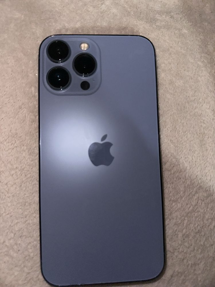 Iphone 13 pro max c/ caixa e carregador magsafe